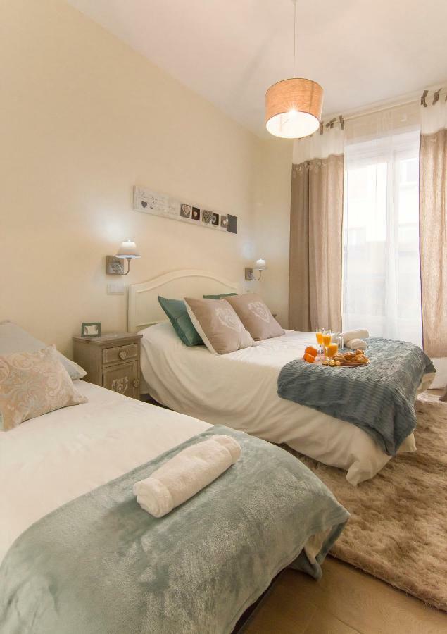 Sol luxury suites Madrid Extérieur photo