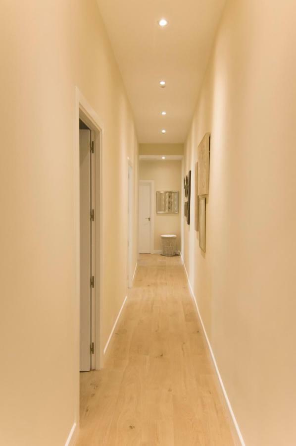 Sol luxury suites Madrid Extérieur photo