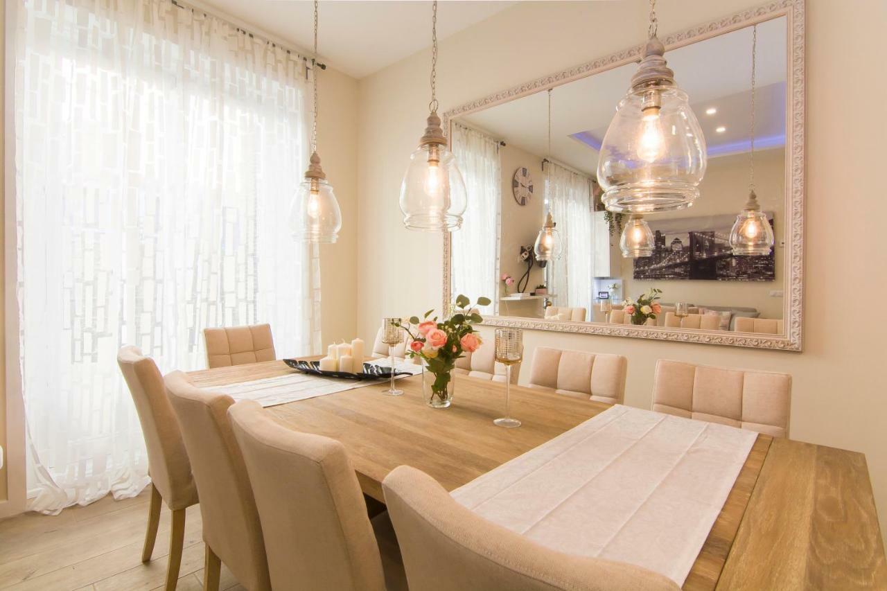 Sol luxury suites Madrid Extérieur photo