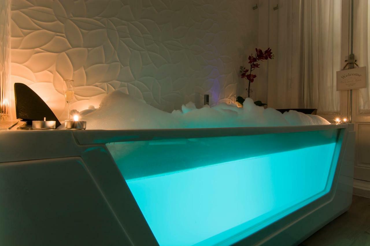 Sol luxury suites Madrid Extérieur photo